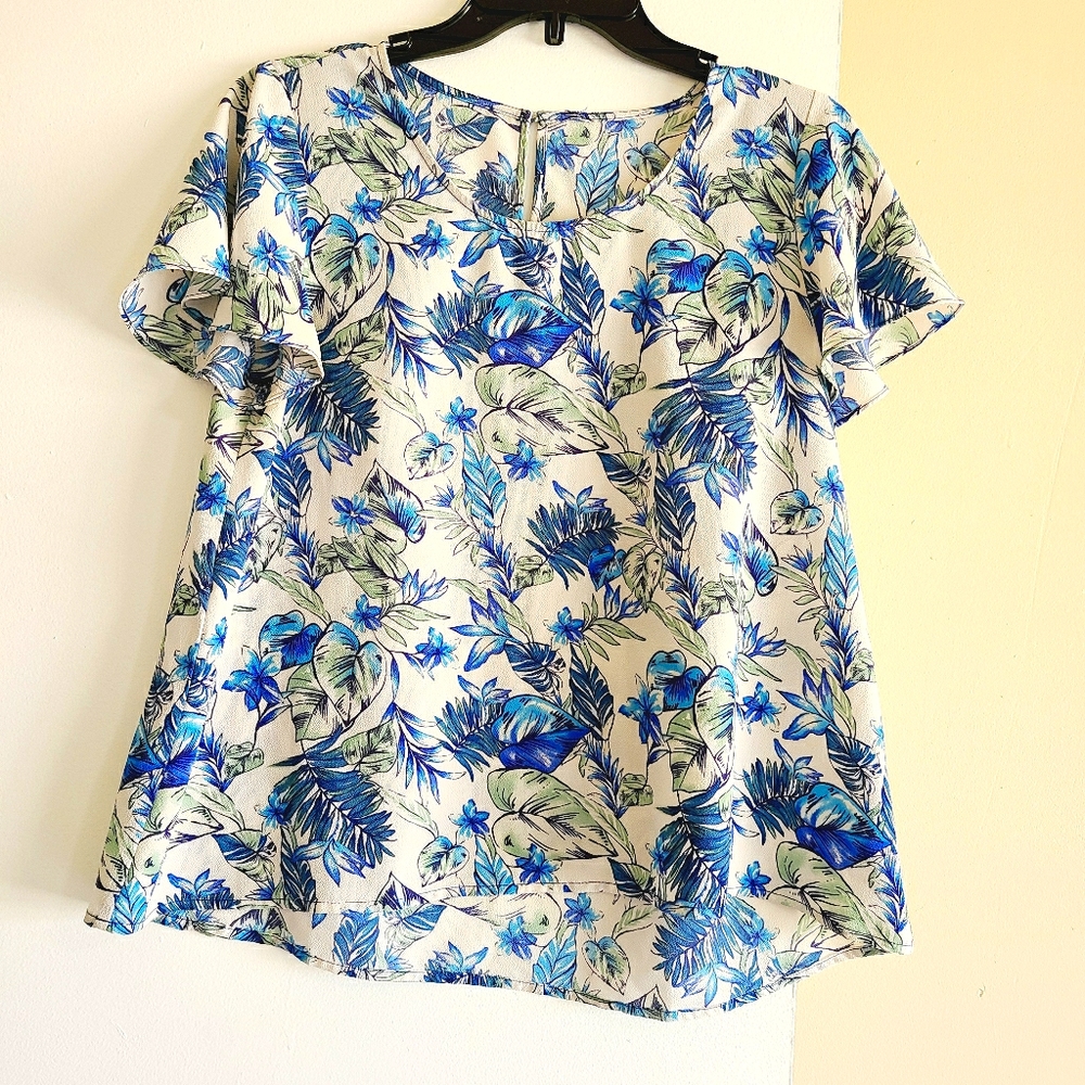 Cute blue floral Top